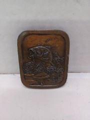 Vtg 1976 LARGE MOUTH BASS HOOKED ON BAIT BELT BUCKLE!!! Indiana Metal Craft E1