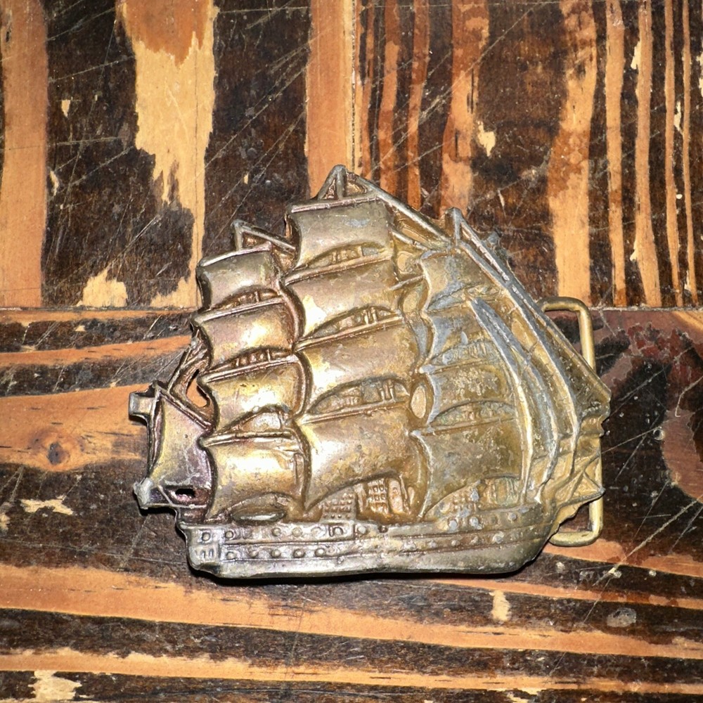Brass Color 16-Sail Metal Ship Belt Buckle 4&Prime; x 3&Prime;