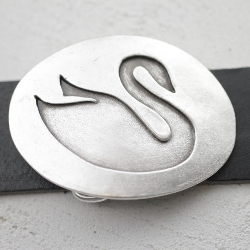 Modernist Swan Belt Buckle Oval Shape in Antique Silver for Belts