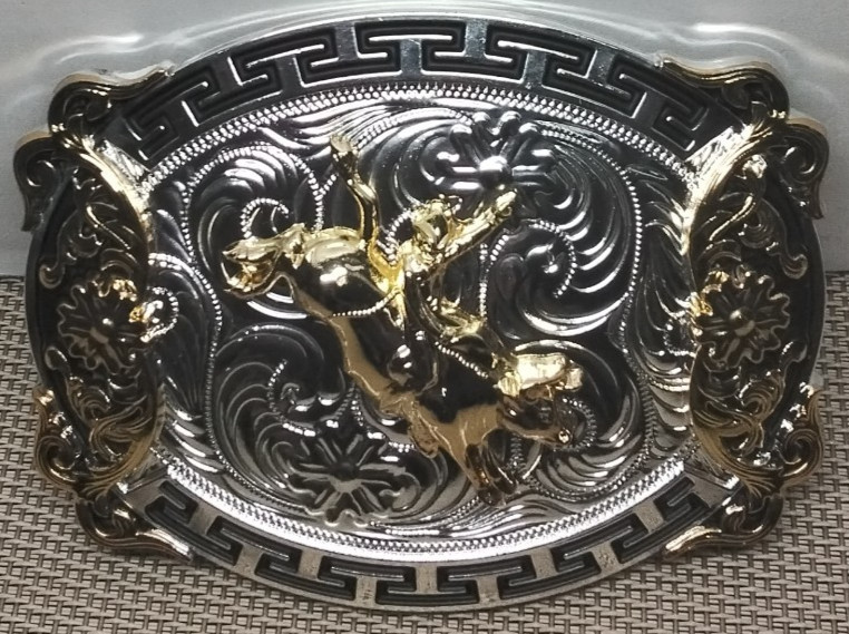 BULL RIDING COWBOY Western Belt Buckle Hebilla Vaquera Con Toro