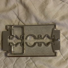 Men&rsquo;s Silver Metal Razor Blade Slide Belt Buckle, Rectangular.