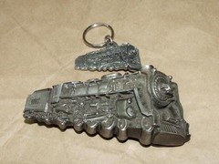 VTG 1978 Bergamot Brass Works Locomotive Train Belt Buckle Matching &rsquo;87 Keychain