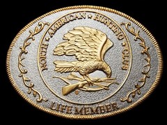 MH17121 *NOS* REALLY NICE *NORTH AMERICAN HUNTING CLUB LIFE MEMBER* BELT BUCKLE