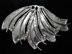 QK11174 *NOS* REALLY COOL **ABSTRACT ARTWORK** STAINLESS STEEL BELT BUCKLE