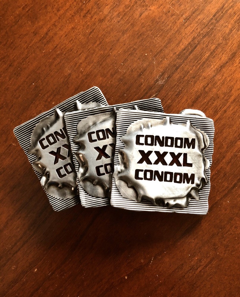 Condom XXXL Pack Funny Sex Bar Joke XXX Metal Unisex Men’s Belt Buckle