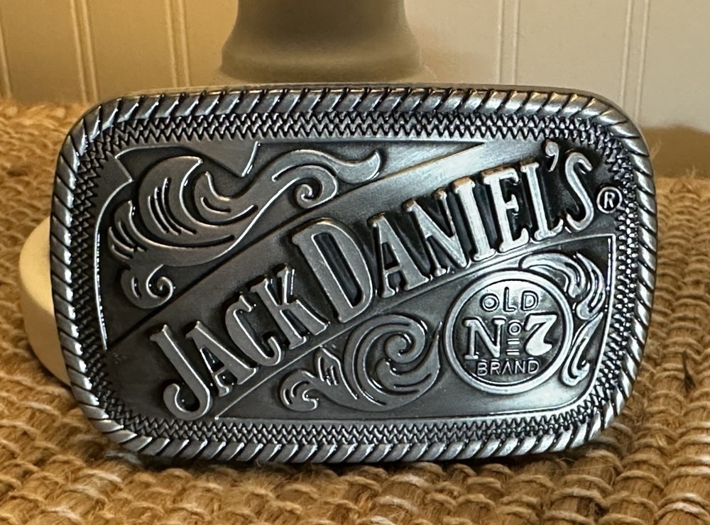 Jack Daniels Belt Buckle *BRAND NEW* SHIPS WITH A TRACKING NUMBER
