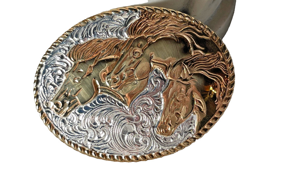 Crumrine Belt Buckle 3.75 x 3 in Horse Trio Oval Silver Engraved Gold 1.75