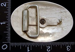 LH30164 VINTAGE ***HORSE IN CENTER*** OVAL SHAPE SILVERTONE BELT BUCKLE