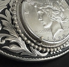 VINTAGE WESTERN BELT BUCKLE 1922 PEACE SILVER DOLLAR COIN COWBOY AMERICANA