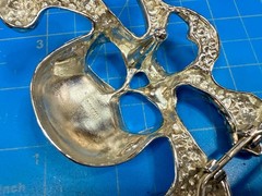 Skull and Crossbones – Clear Rhinestone Covered Cutout Gothic Punk Belt Buckle