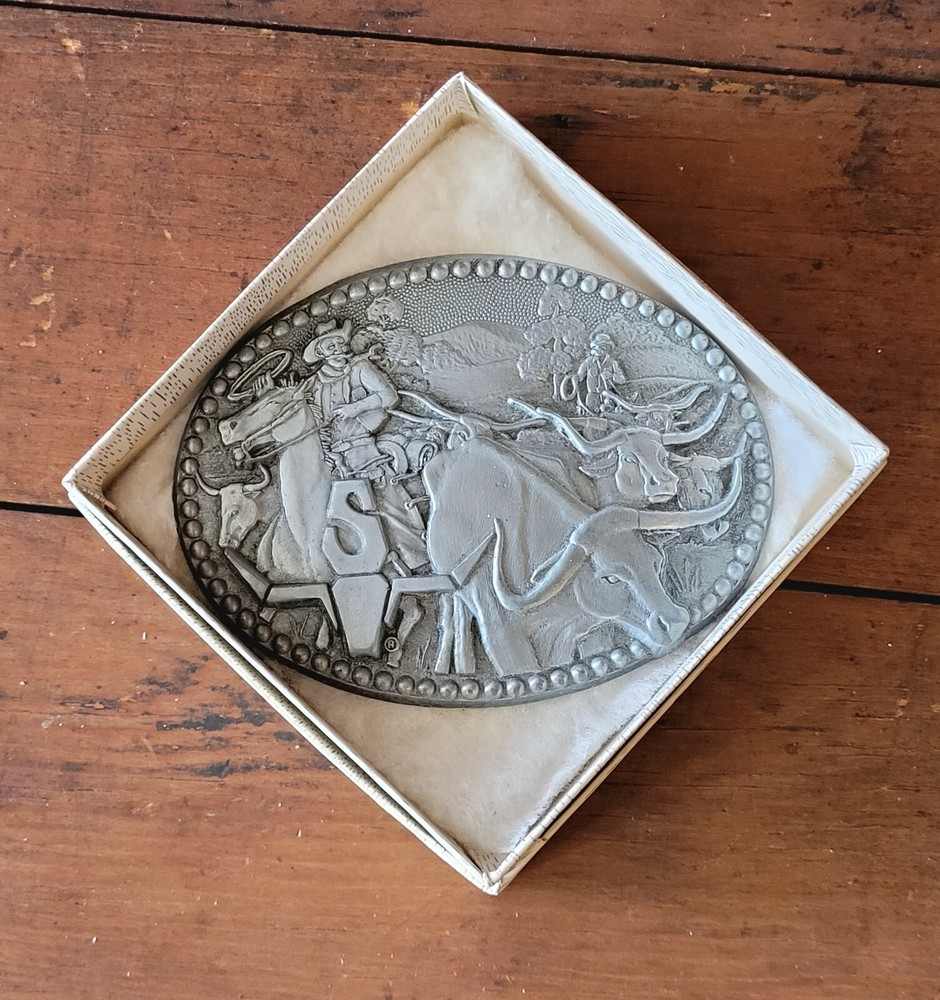 VINTAGE ZEE SERIES AWARD DESIGN RODEO BELT BUCKLE w ORIGINAL BOX USA NIB