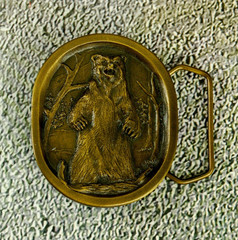 Grizzly Bear brass western belt buckle Indiana Metal Craft 1977