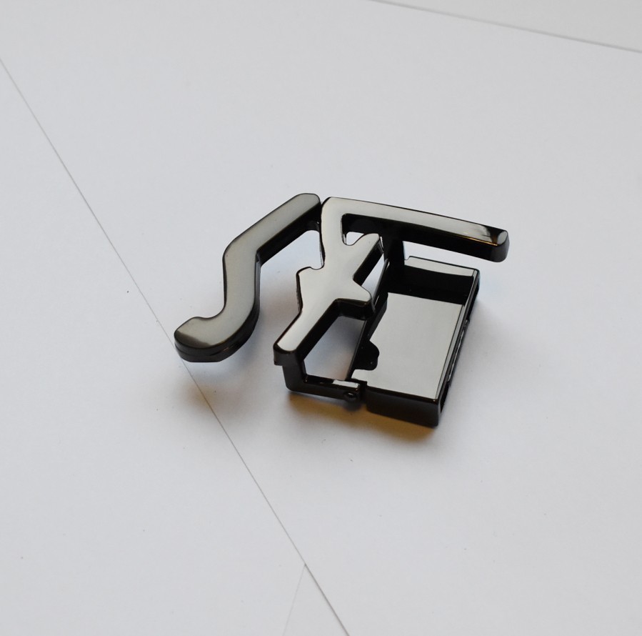 Salvatore Ferragamo Men&rsquo;s Black « SF » Logo (Fits Belt Width1.38in)Belt Buckle