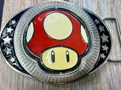 Nintendo Super Mario Bros Game Spinning Mushroom Reversible Novelty Belt Buckle