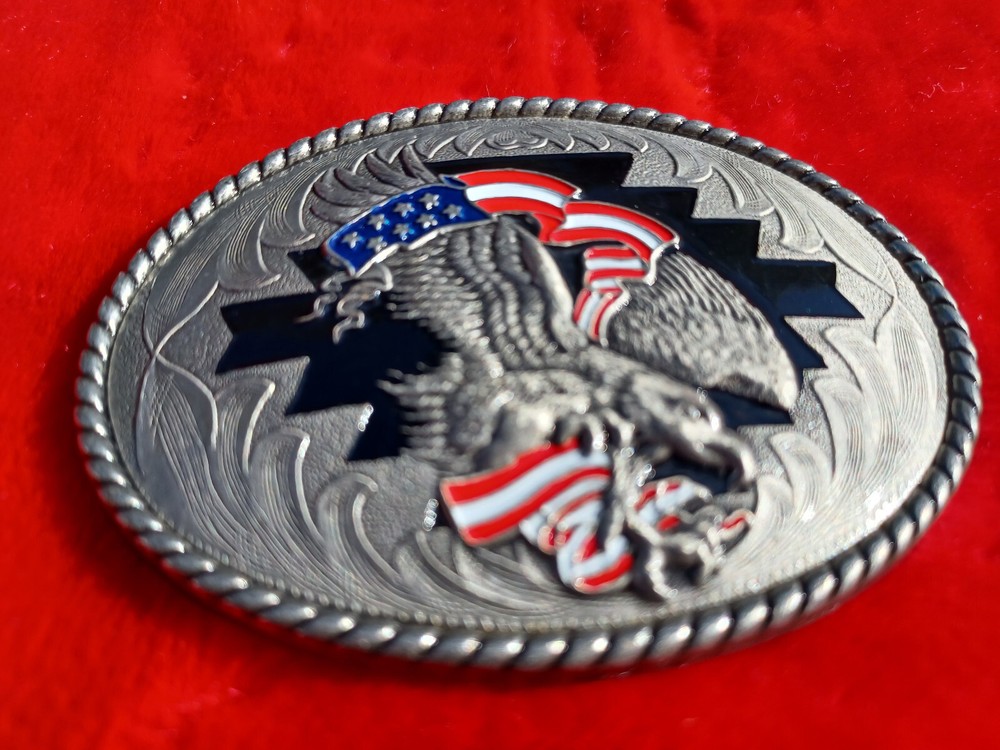 VINTAGE IVAN CHINA EAGLE WITH FLAG BELT BUCKLE