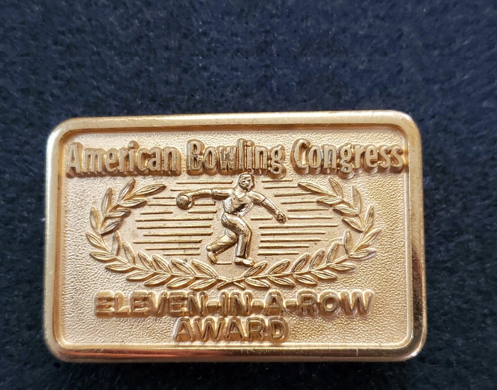 Vintage American Bowling « Eleven-In-A-Row Award » Belt Buckle