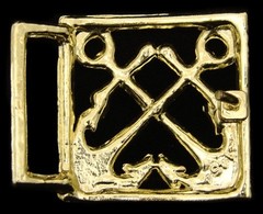 MI24182 *NOS* VERY COOL ***CROSSED BOAT ANCHORS*** BRIGHT GOLDTONE SHIP BUCKLE