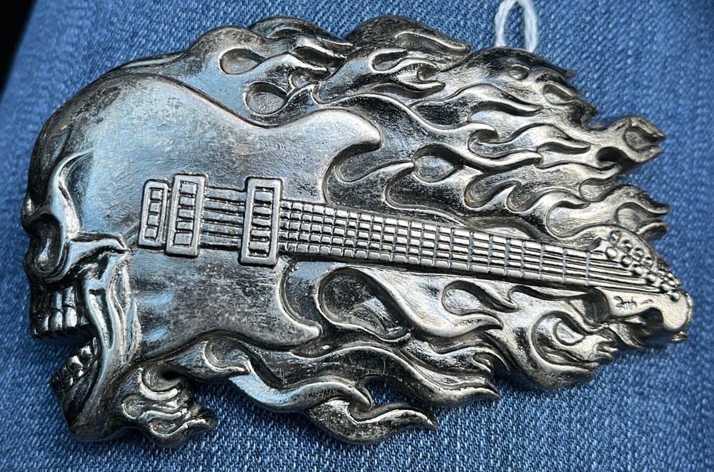 Skull Guitar Flame Belt Buckle 4 3/8&Prime; x 2 3/4&Prime; Heavy Metal Rock N Roll