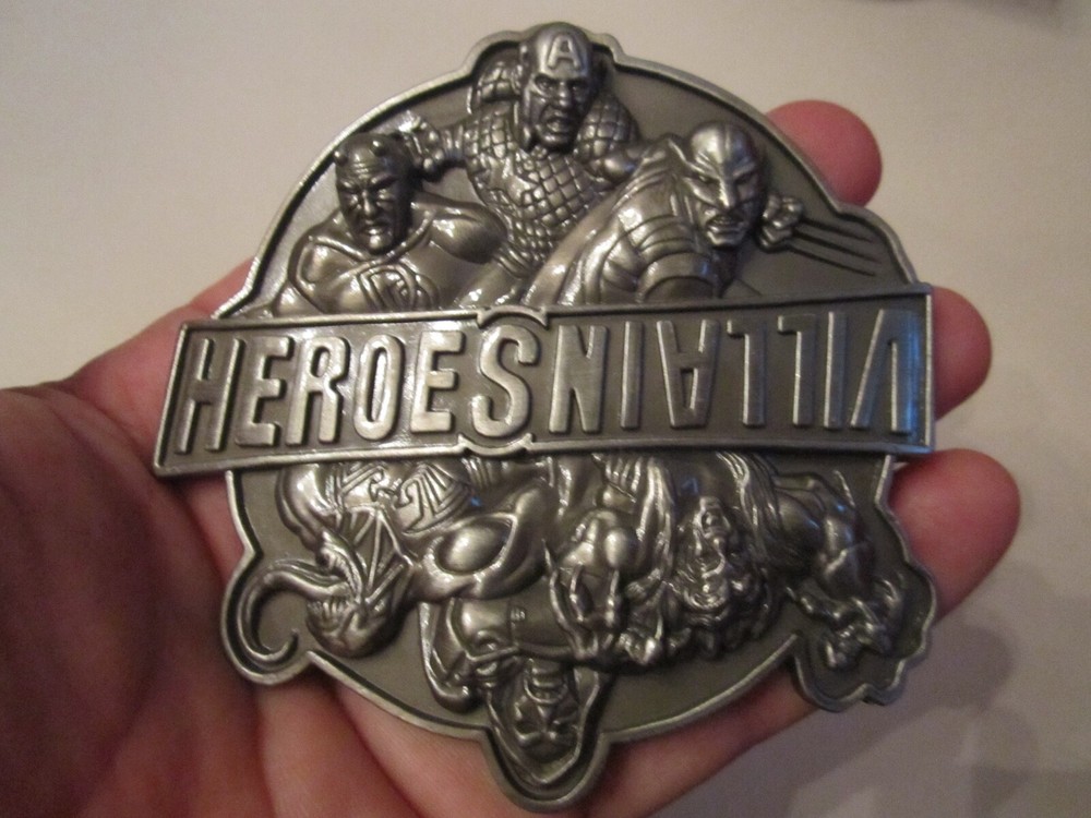 2009 MARVEL HEROES VS VILLAINS BELT BUCKLE – GW-9