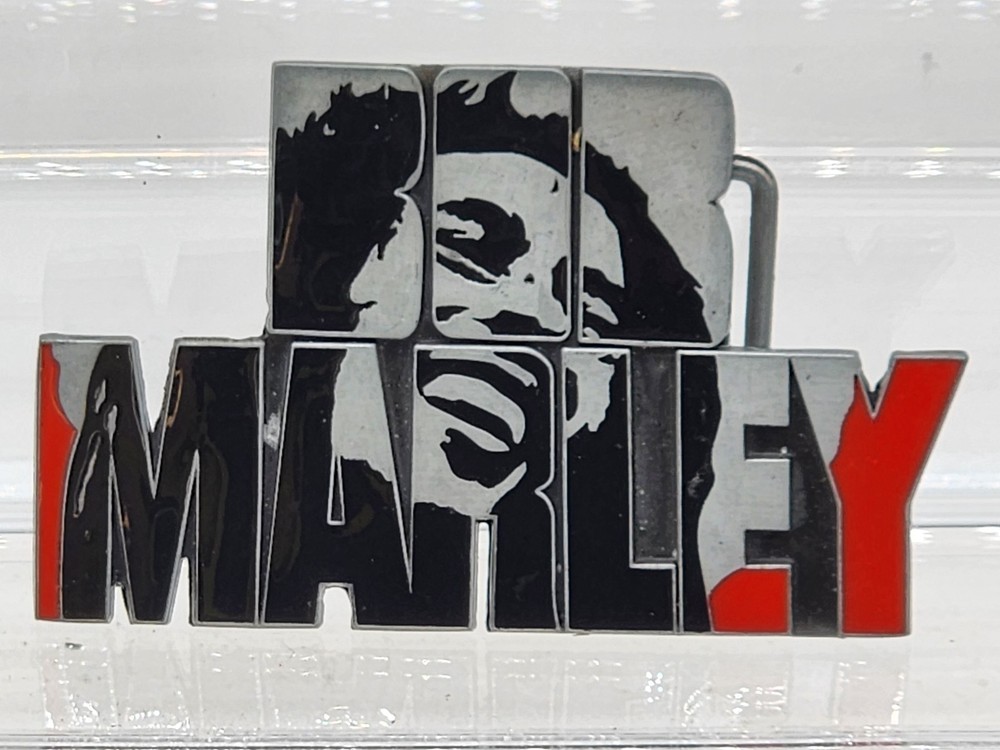 BUCKLE music singer BOB MARLEY enameled w/face multi color alloy 3.5&Prime; slotted