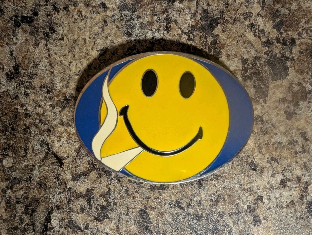 Smiley Face Belt Buckle Smoking Joint Mary Jane Doobie Ganja Happy Face Grunge
