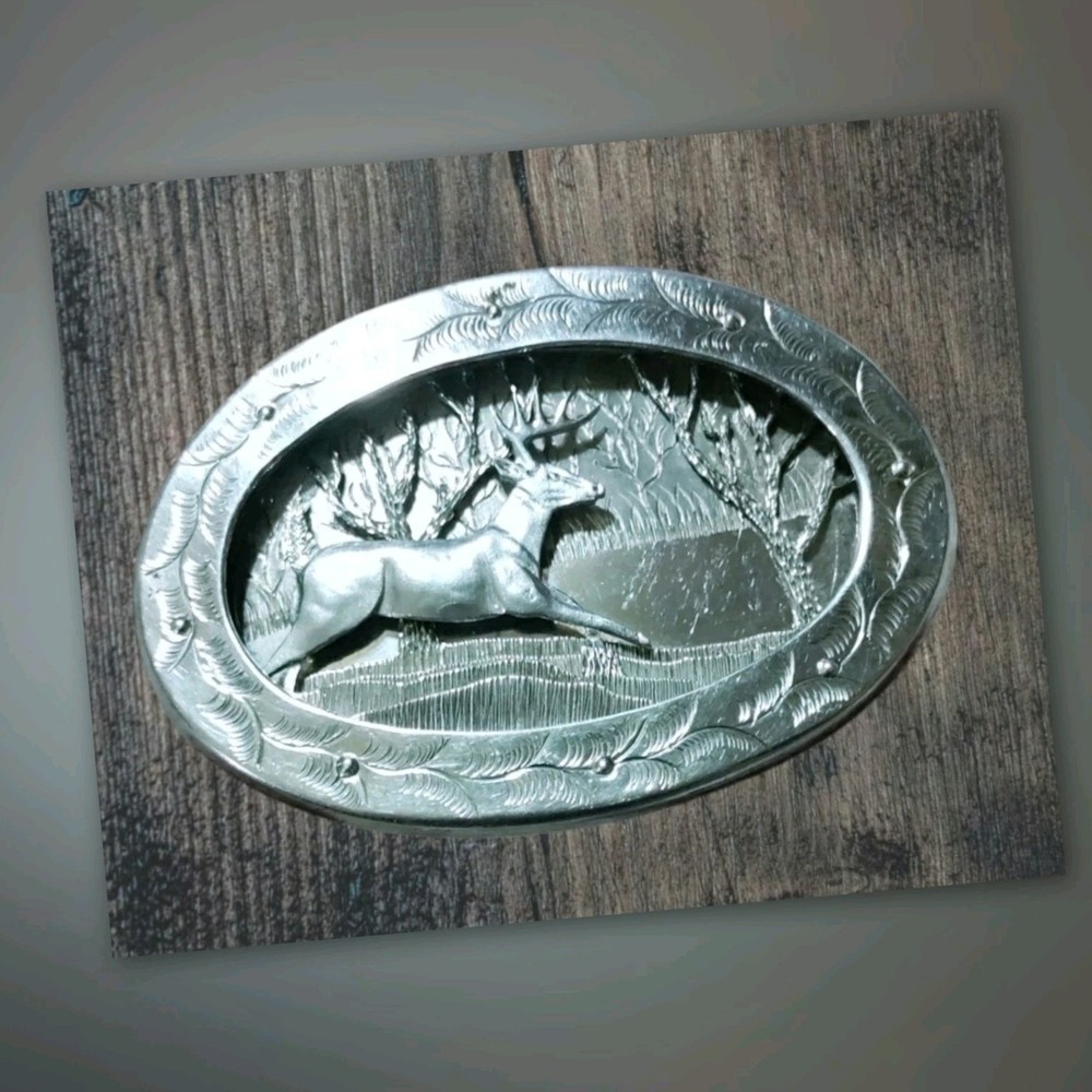 Vintage Heavy Duty All-Stainless Steel Deer Belt Buckle Wildlife Shadowbox 3D