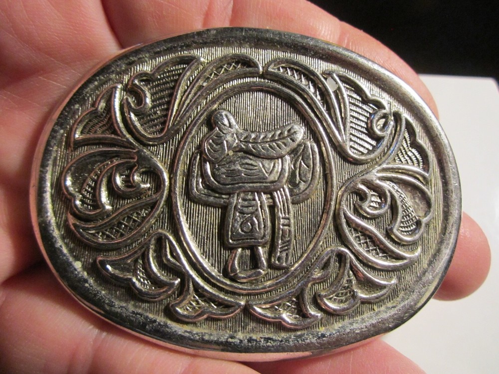 VINTAGE AVON WESTERN SADDLE THEME BELT BUCKLE GW-15