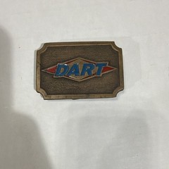 Men&rsquo;s DART Logo Metal Clip Belt Buckle – Bronze/Blue/Red Tone Colors
