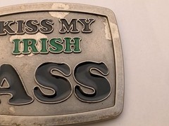 VTG Belt Buckle Mens KISS MY IRISH ASS Cast Aluminum Green Black SLVR 3.5&Prime; X 3&Prime;