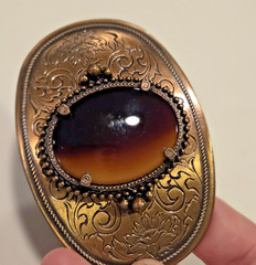 Vintage – Tiger&rsquo;s Eye Gemstone Belt Buckle – Bronze color w/Decorative Engraving