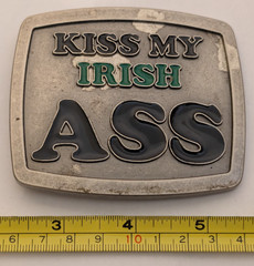 VTG Belt Buckle Mens KISS MY IRISH ASS Cast Aluminum Green Black SLVR 3.5&Prime; X 3&Prime;