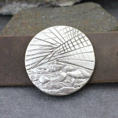 Round Graphic Belt Buckle, Modern Pattern, Stylish Accessory