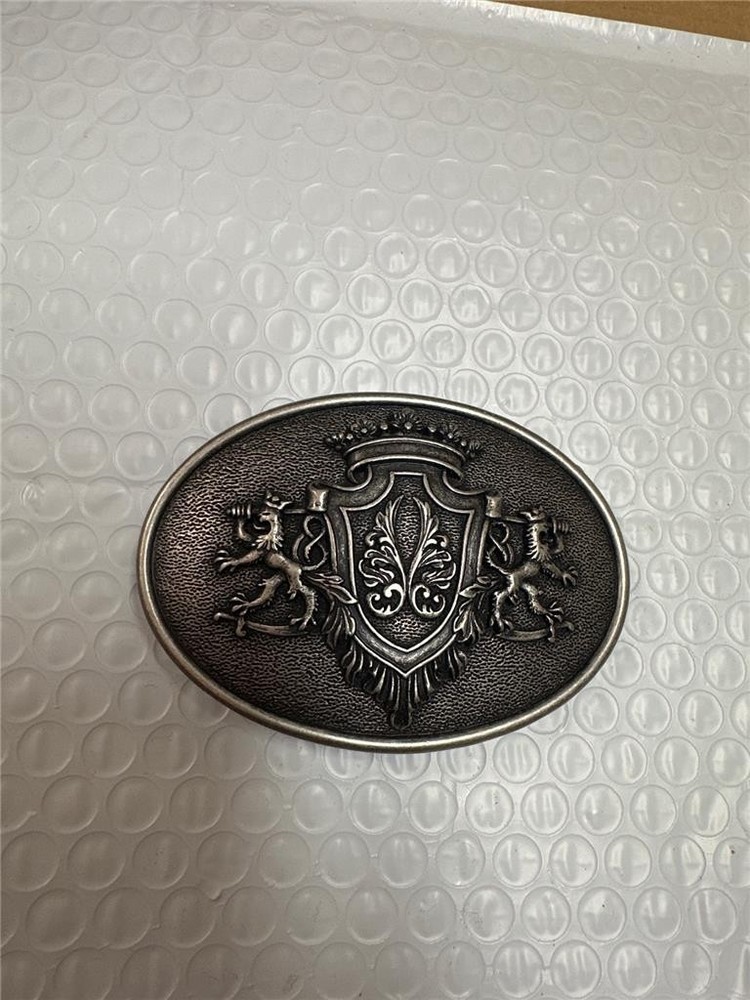 Vintage Belt Buckle with Unique Crest