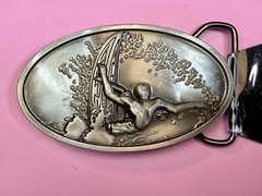 Surfing Surfers Crashing Ocean Wave NOS Silver Moon 2005 Mens Belt Buckle