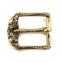 Brass belt buckle Skulls and Roses, pin type Rectangular belt buckle with skulls