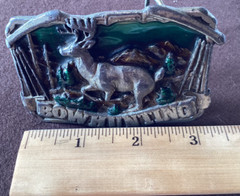 VTG 1983 Bow Hunting BELT BUCKLE Enamel Metal Buck Deer Bergamot Brass Works 3D