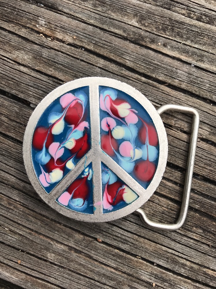 PSYCHEDELIC acrylic swirl PEACE SIGN silver BELT BUCKLE colorful 2&Prime; diameter
