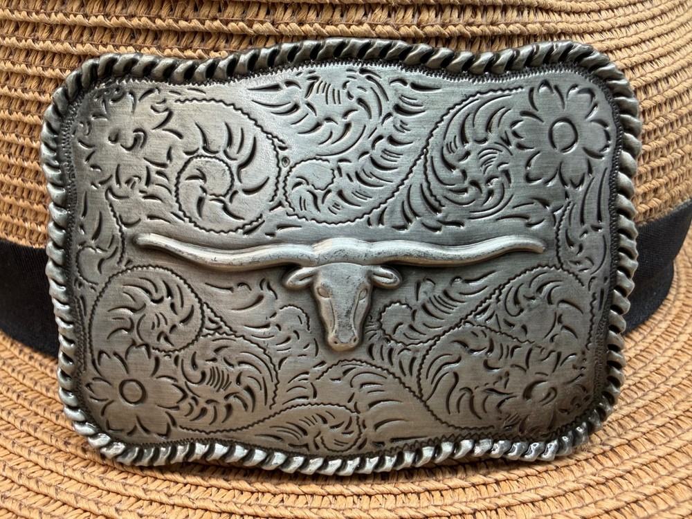 Classic Vintage Western Cowboy Antiqued Silver Long Horn Bull Floral Belt Buckle