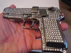 GUN THEME BELT BUCKLE ENCRUSTED WITH SPARKLING CRYSTALS – LARGE – GW-15