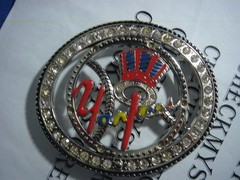 NEW NEW YORK YANKEES METAL BELT BUCKLE HANDCRAFTED MULTI COLOR+ RHINESTONE