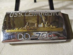USS. COMPTON DD-705 METAL & BRASS NAVAL BELT BUCKLE