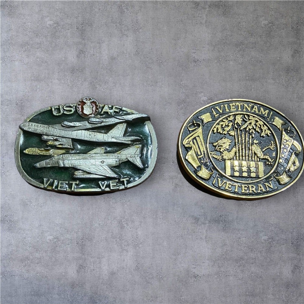 USA Vintage 1988 Vietnam Vet Air Force Veteran Belt Buckles (2) Gold Gray
