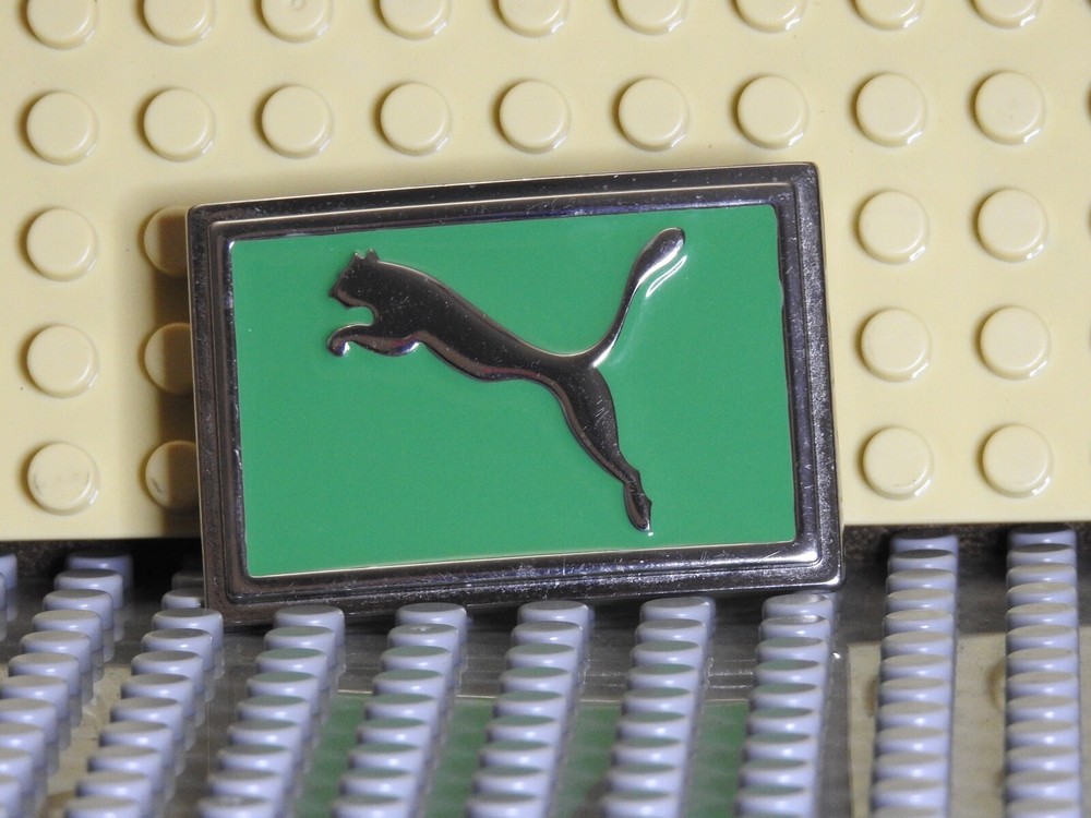 Puma belt buckle, green