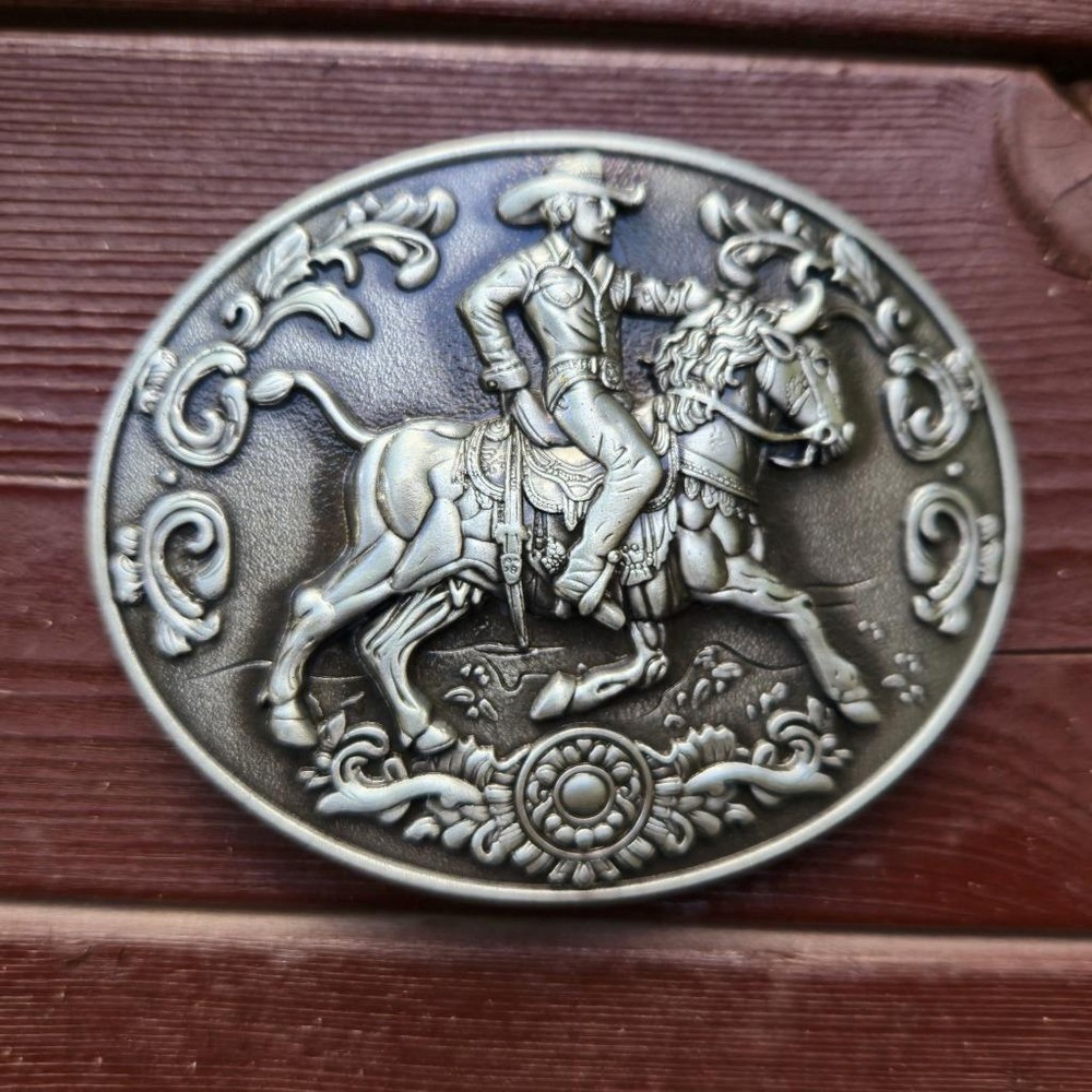 HORSE RIDER SILVER VINTAGE SADDLE COWBOY COWGIRL WESTERN BELT BUCKLE