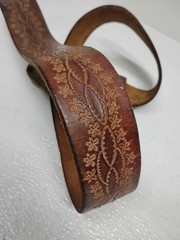 Vtg Mens Ornate Filigree Brass Belt Buckle w 36&Prime; Hand Tooled Brown Leather Belt