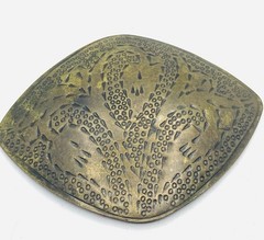 vintage Design brass belt buckle from the 1900s Y1