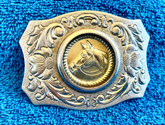 WESTERN BELT BUCKLE Silver Metal HORSE OR COIN MEN S ACCESSORIES CLASSIC LOOK