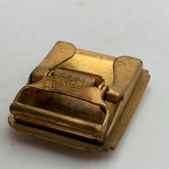 VTG 1940s Antique Gold Tone Belt Buckle « S » GIANT GRIP Eagle White Red Enamel