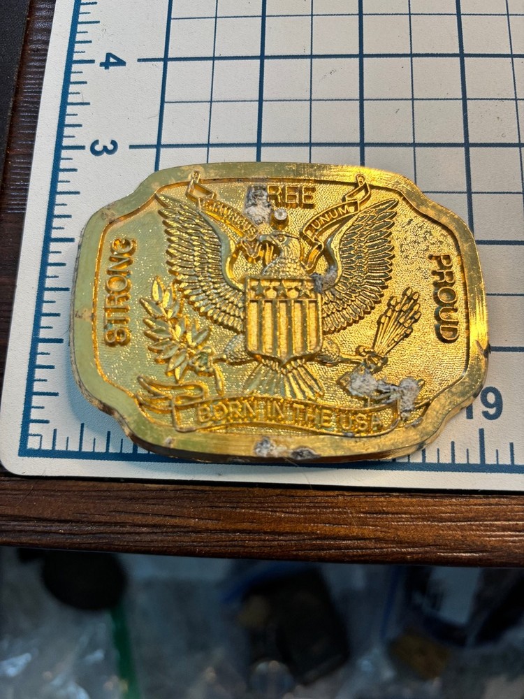 Men&rsquo;s Belt Buckle Multicolor Strong Proud Born in USA Eagle Design *Distressed