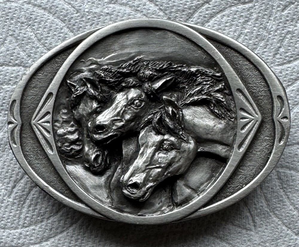 Vintage 1983 Bergamot Brass Works Three Horses Belt Buckle Country K-146